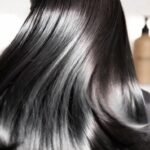 Elseve Glycolic Gloss em rotina de brilho intenso para cabelo opaco e poroso.